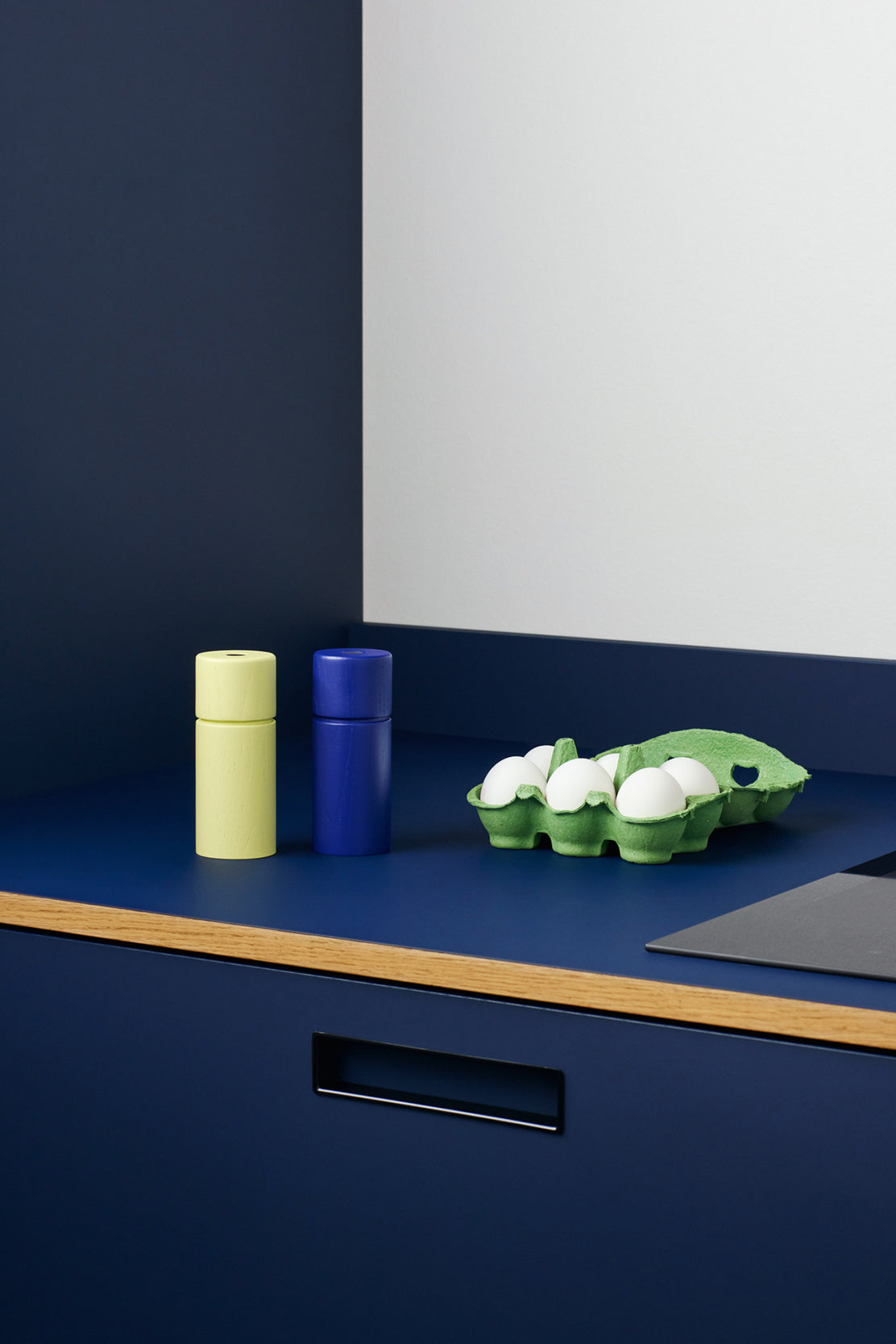 Bergen, bright yellow 12 cm