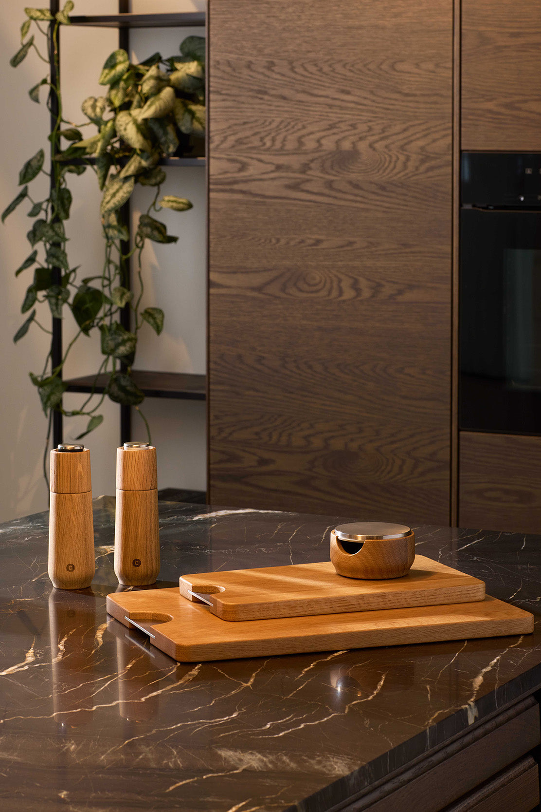 Champagne cutting board, small